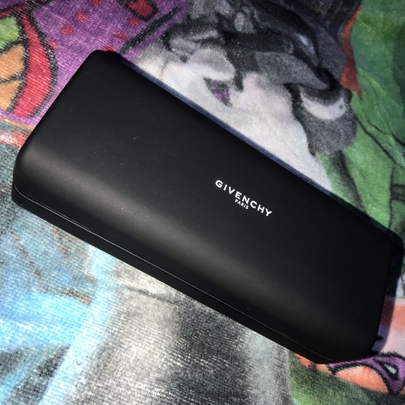 SOLD ‼️NWT Givenchy Glasses - Picture 5 of 8